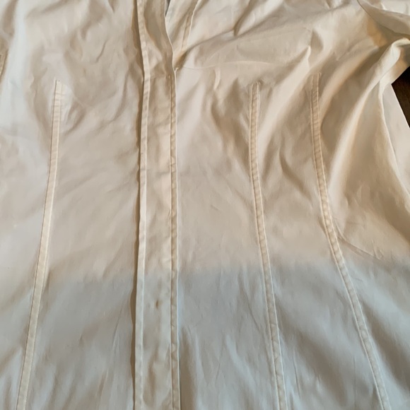 BOSS SESY, CUTE, BEAUTIFUL, FLATTERING BLOSE - Picture 12 of 16